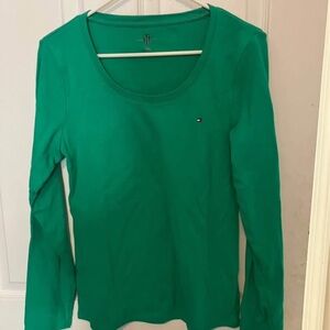 Tommy Hilfiger Women's Vibrant Green Long Sleeve Tee